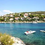شقة Divine Seaview تروغير