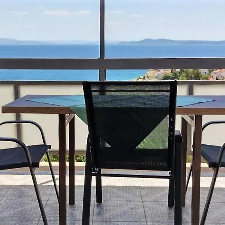 Divine Seaview Апартаменты Трогир