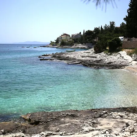 Divine Seaview Апартаменты *