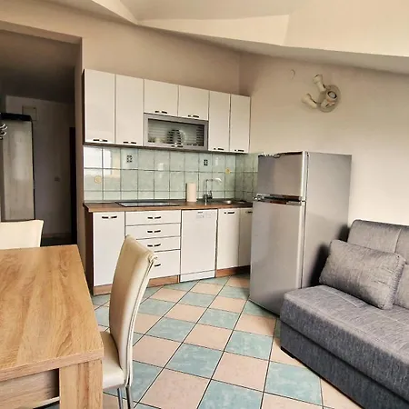 Divine Seaview * טרוגיר