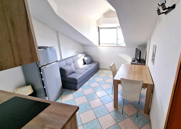 Divine Seaview * טרוגיר