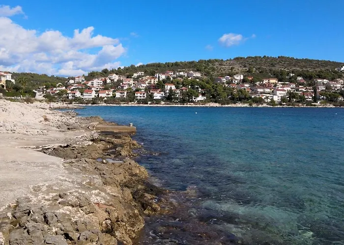 Divine Seaview * טרוגיר